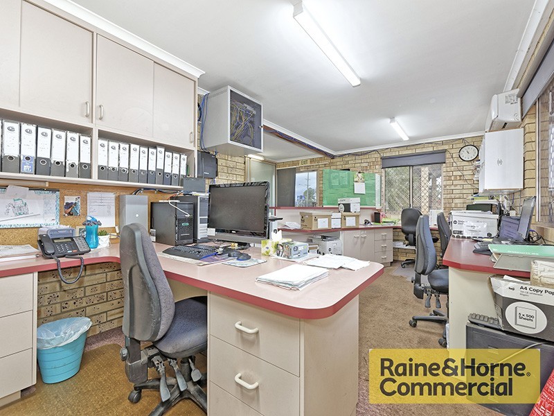 28672 Bruce Highway, Childers QLD 4660