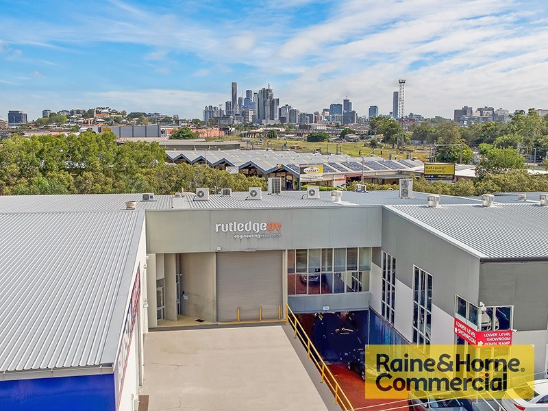 2/18-28 Bimbil Street, Albion QLD 4010