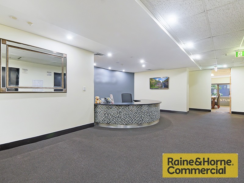 9/445 Upper Edward Street, Spring Hill QLD 4000