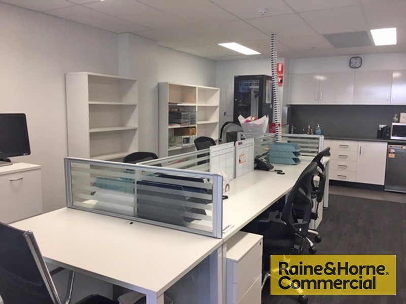 1/153 Racecourse Road, Ascot QLD 4007