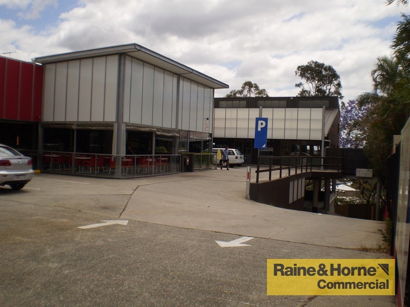 Bardon QLD 4065