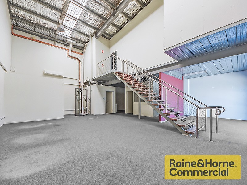 2/25 Depot Street, Banyo QLD 4014