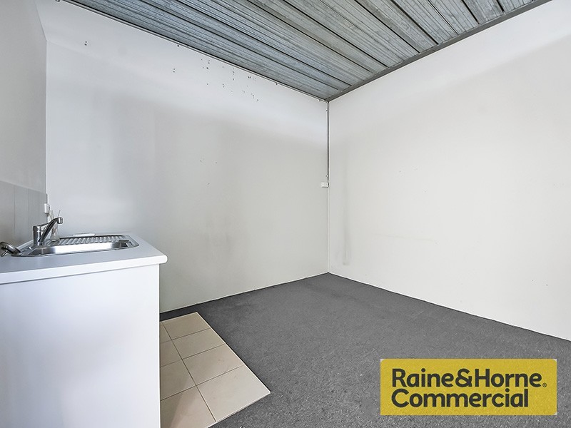 2/25 Depot Street, Banyo QLD 4014