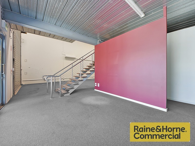 2/25 Depot Street, Banyo QLD 4014