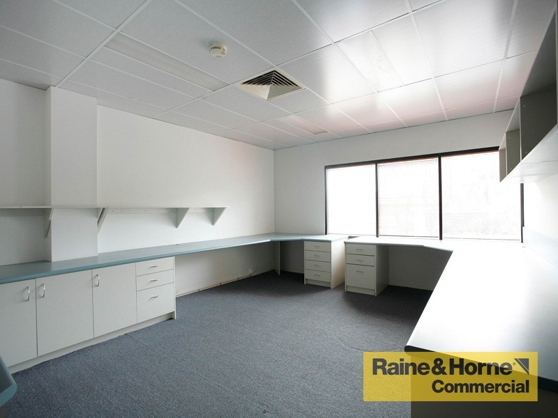 Milton QLD 4064