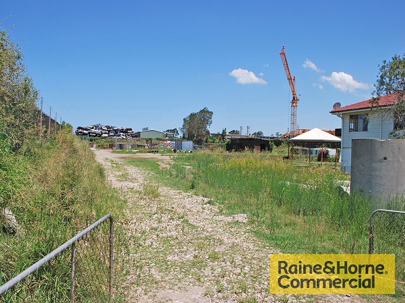 25 Main Beach Road, Pinkenba QLD 4008