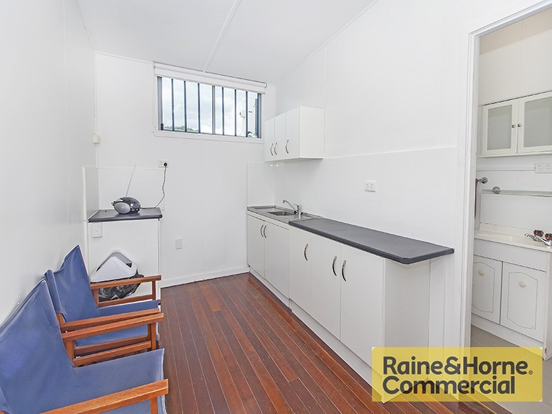 Milton QLD 4064