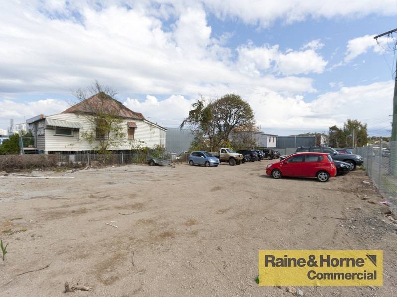 Albion QLD 4010