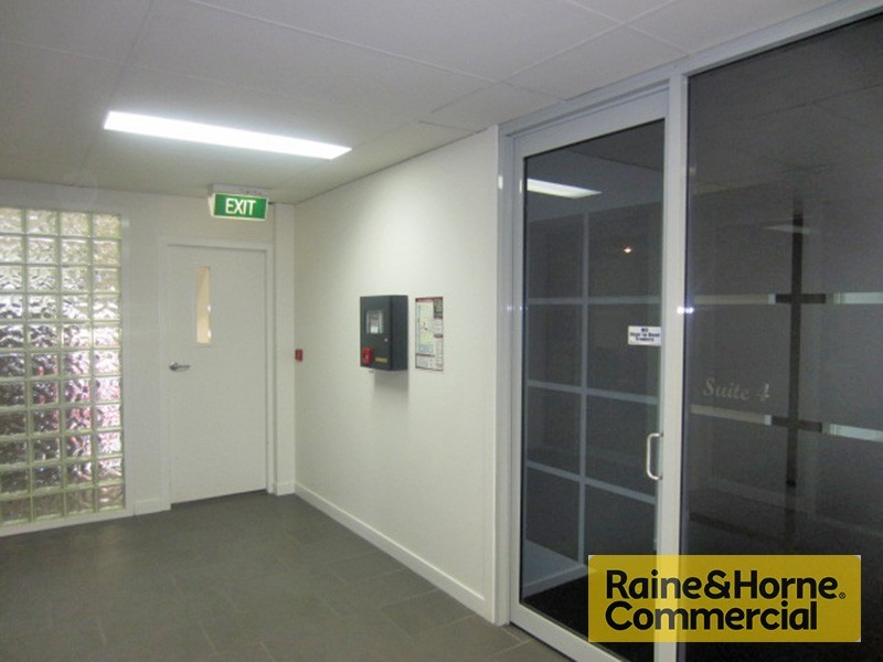 Milton QLD 4064