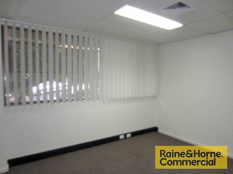Milton QLD 4064