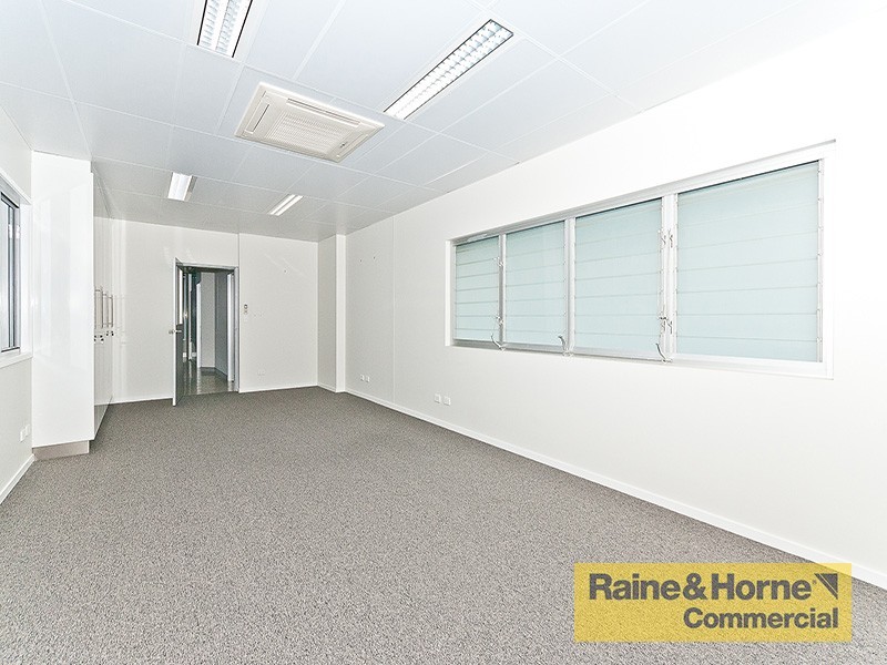 1 Flinders Parade, North Lakes QLD 4509