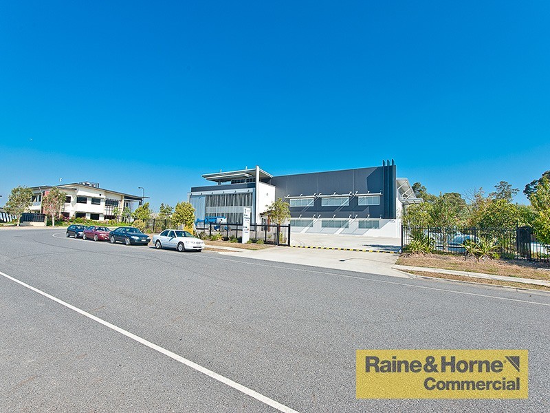 1 Flinders Parade, North Lakes QLD 4509