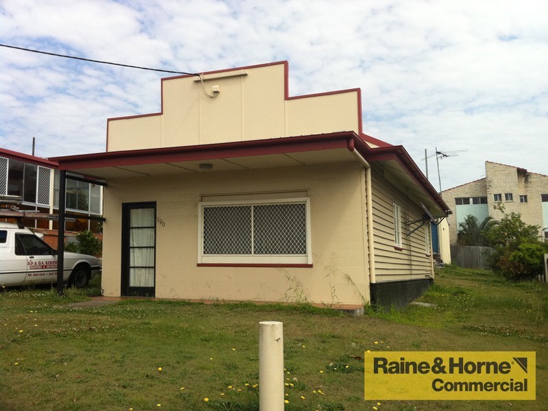 Wavell Heights QLD 4012