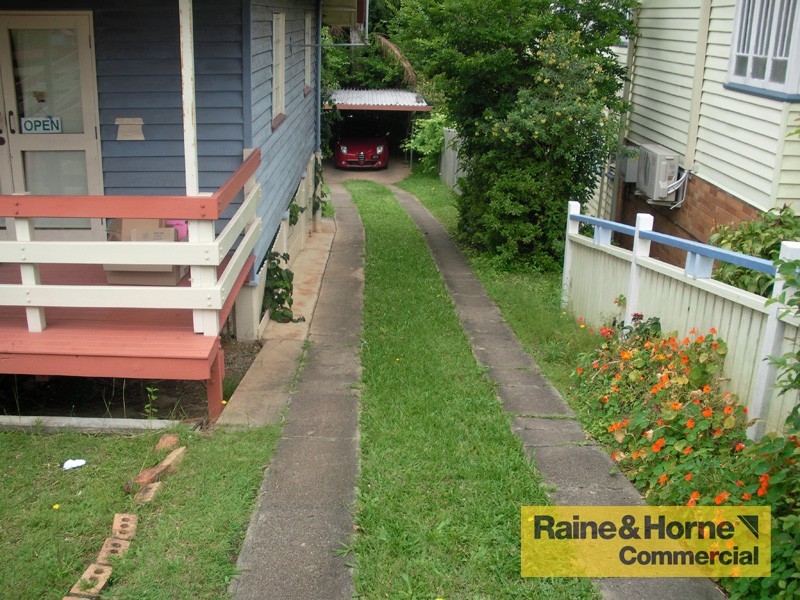 Wavell Heights QLD 4012