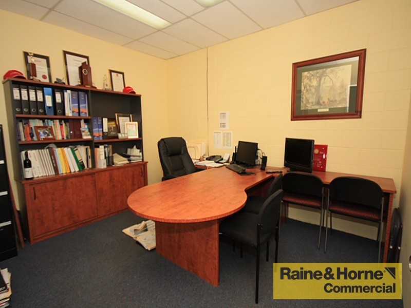 Arana Hills QLD 4054