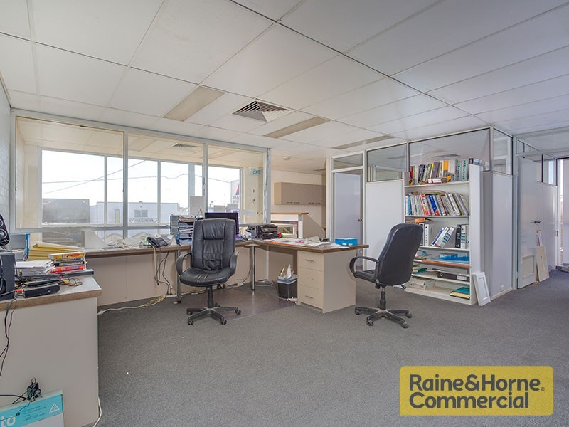 26 Wolverhampton Street, Stafford QLD 4053