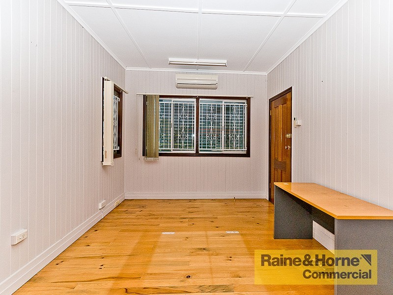 821 Gympie Road, Lawnton QLD 4501