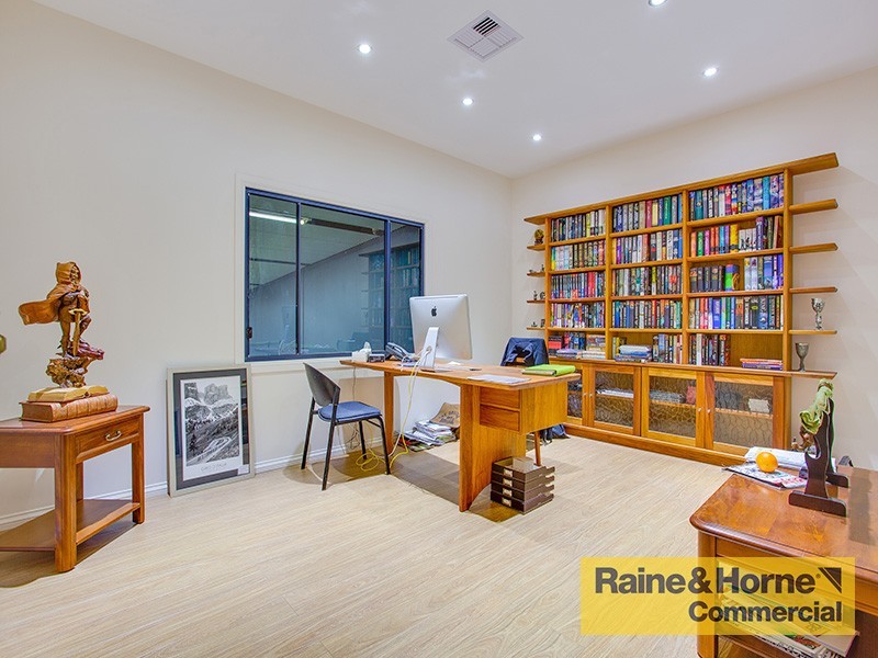 498 Gympie Road, Strathpine QLD 4500