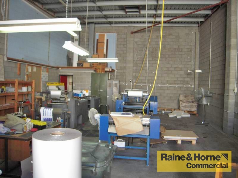 2/8 Harvton Street, Stafford QLD 4053