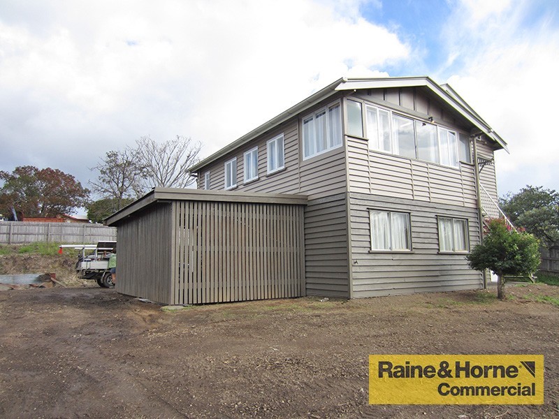 Arana Hills QLD 4054