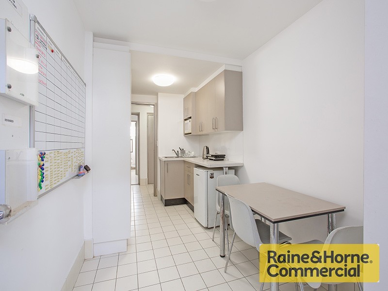 19 Pedder Street, Albion QLD 4010