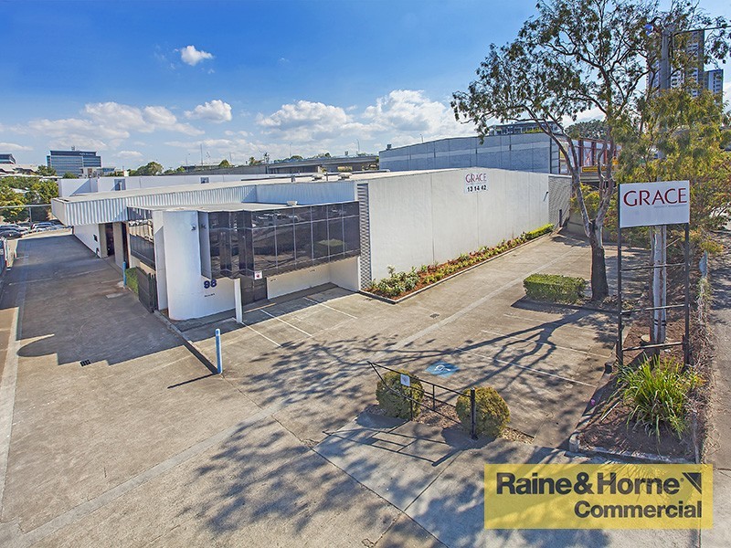 98 Montpelier Road, Bowen Hills QLD 4006