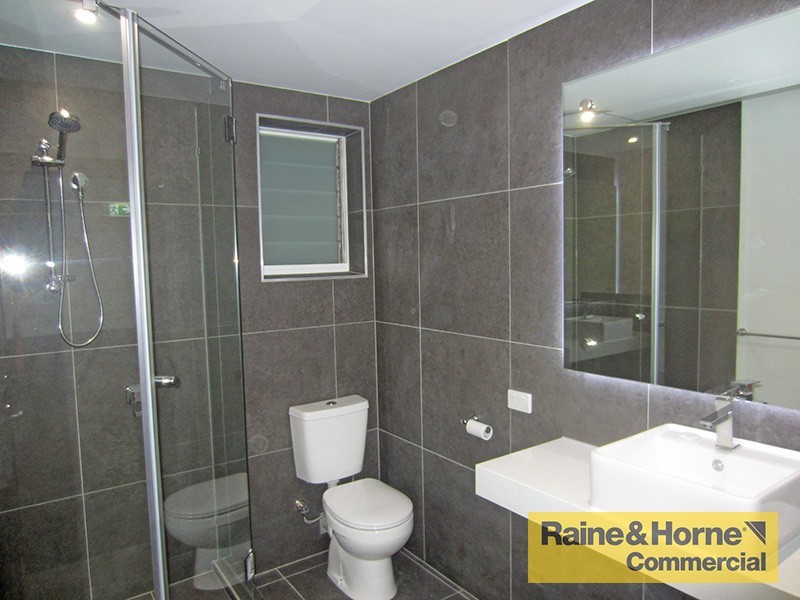 1/7 Hudson Road, Albion QLD 4010