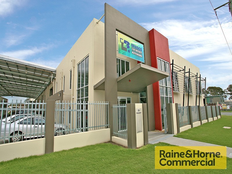 Office/35 Grice Street, Clontarf QLD 4019