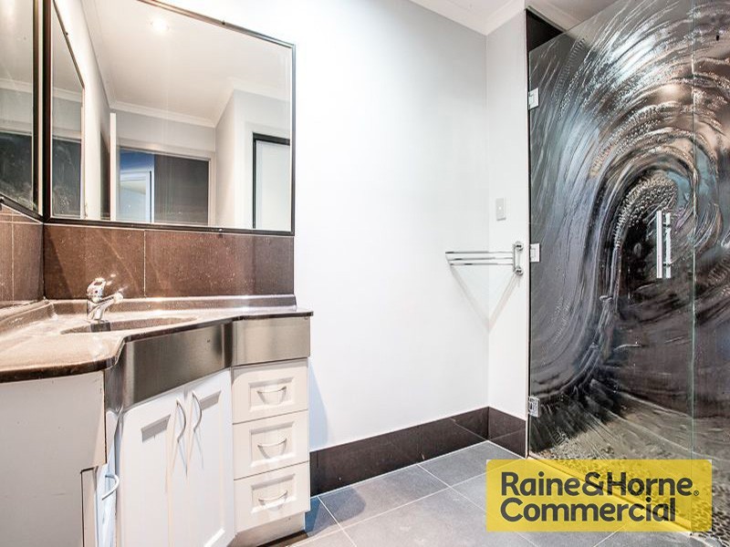 52 Redcliffe Gardens Drive, Clontarf QLD 4019