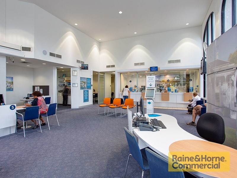 43 Brighton Road, Sandgate QLD 4017