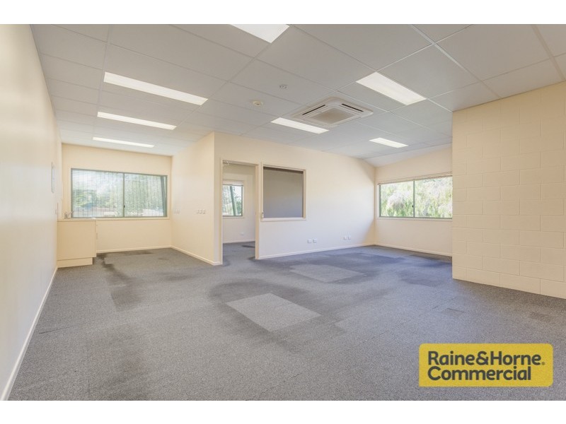 121 Scanlan Road, Mitchelton QLD 4053