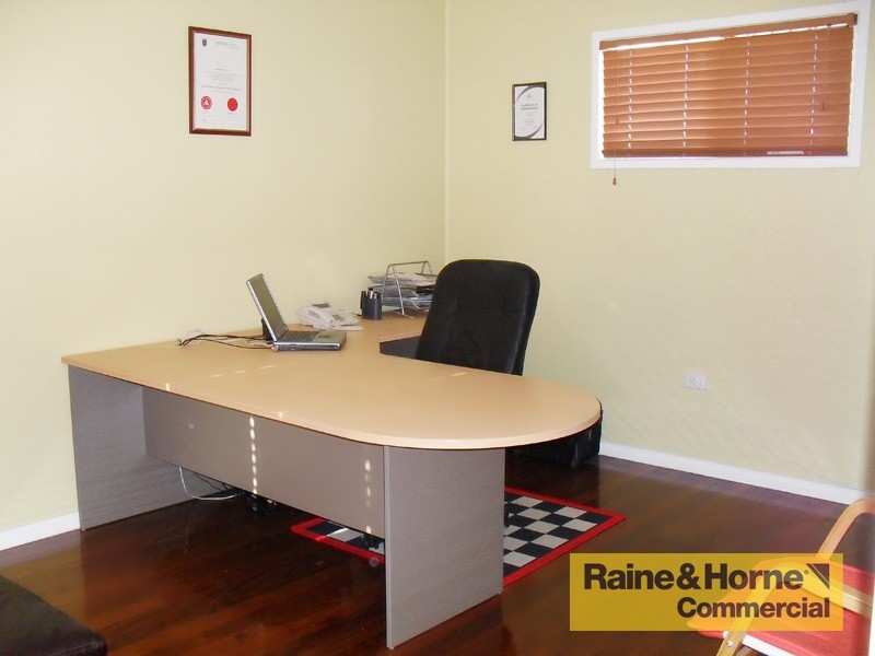 Arana Hills QLD 4054