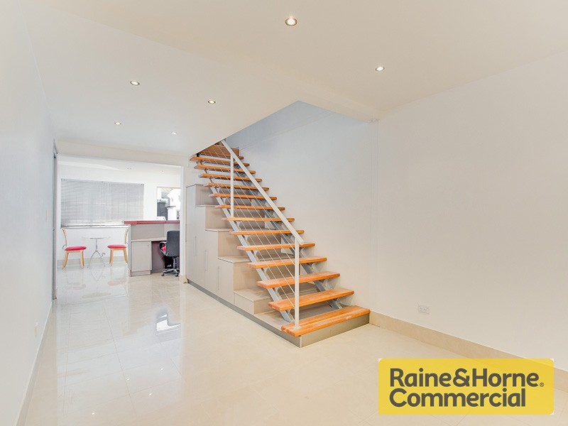 19 Pedder Street, Albion QLD 4010