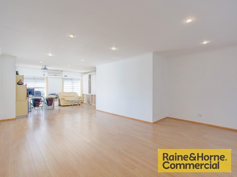 19 Pedder Street, Albion QLD 4010