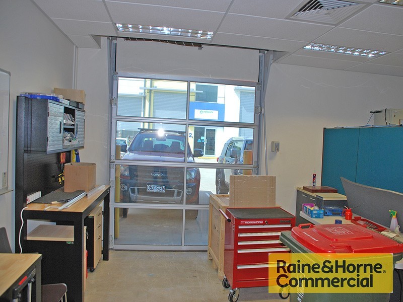 11/720 Macarthur Avenue, Eagle Farm QLD 4009