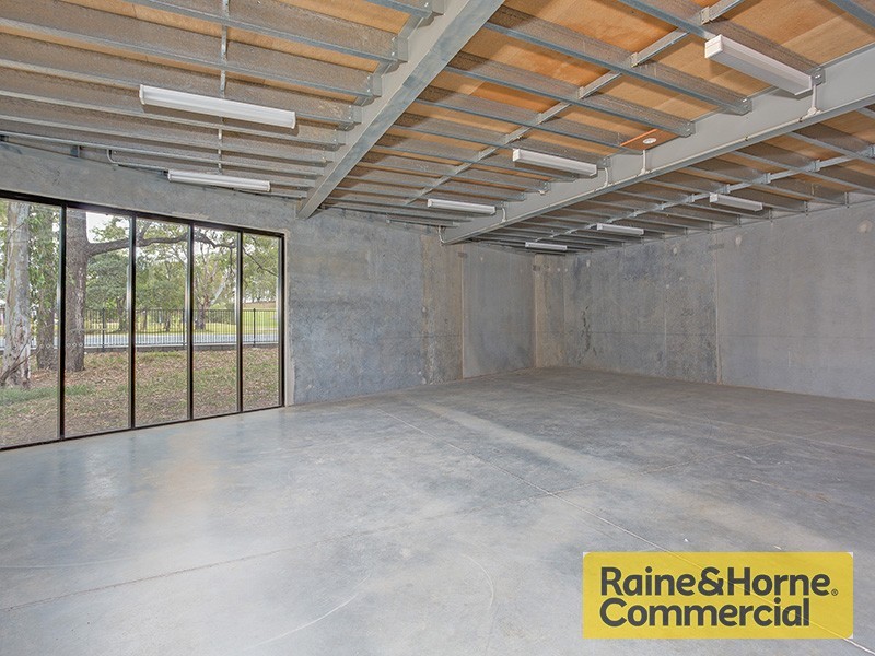 2/23 Ashtan Place, Banyo QLD 4014