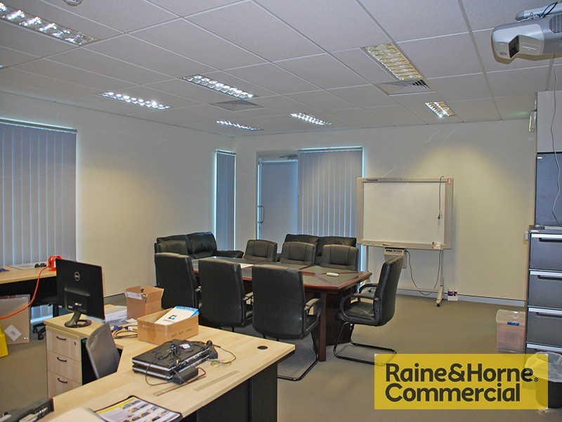 11/720 Macarthur Avenue, Eagle Farm QLD 4009