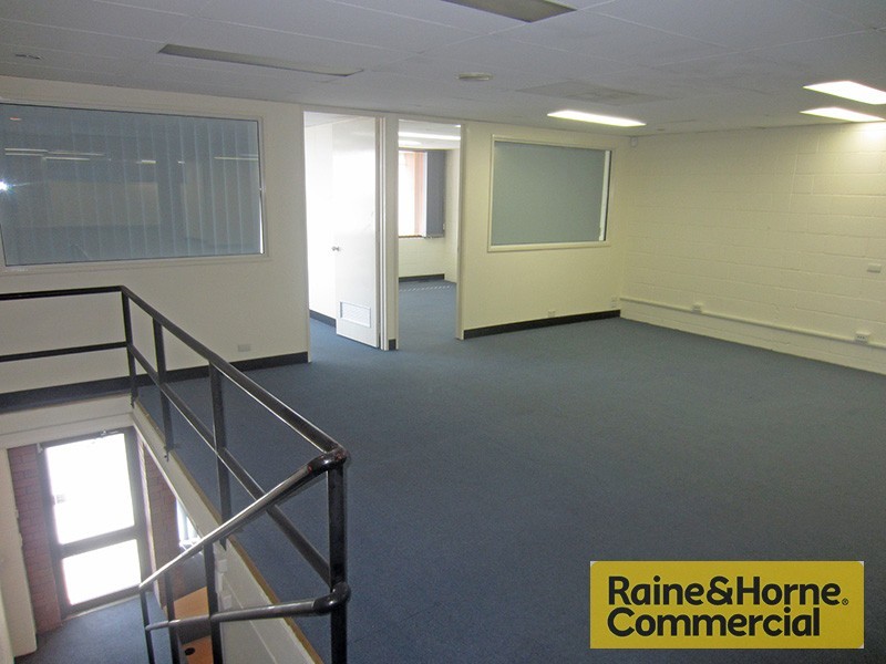 2a/139 Sandgate Road, Albion QLD 4010