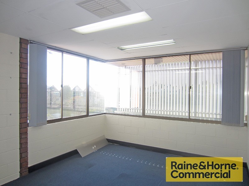 2a/139 Sandgate Road, Albion QLD 4010