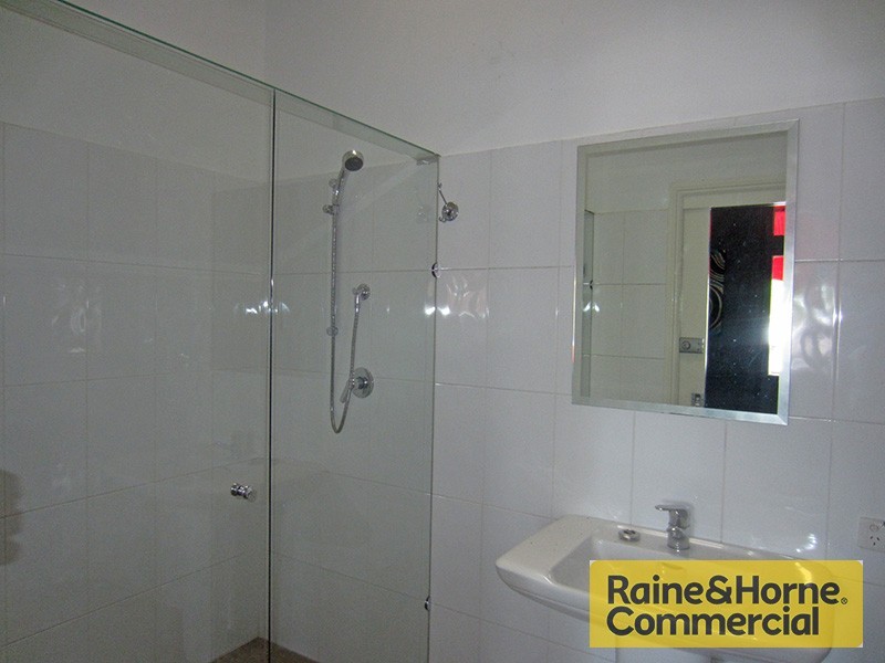 1/340 Sandgate Road, Albion QLD 4010