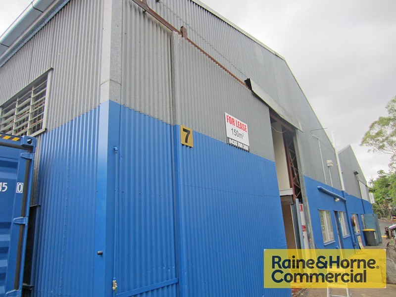 Arana Hills QLD 4054