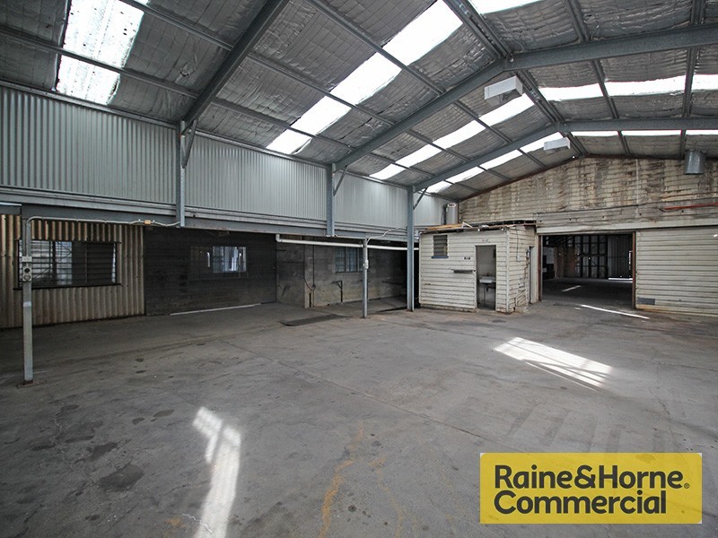 Rear/77 Kempster Street, Sandgate QLD 4017