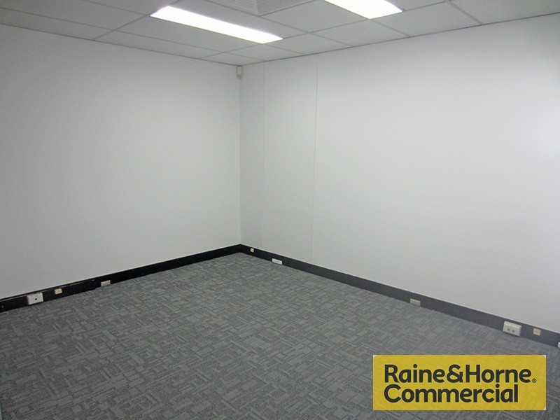 Taringa QLD 4068