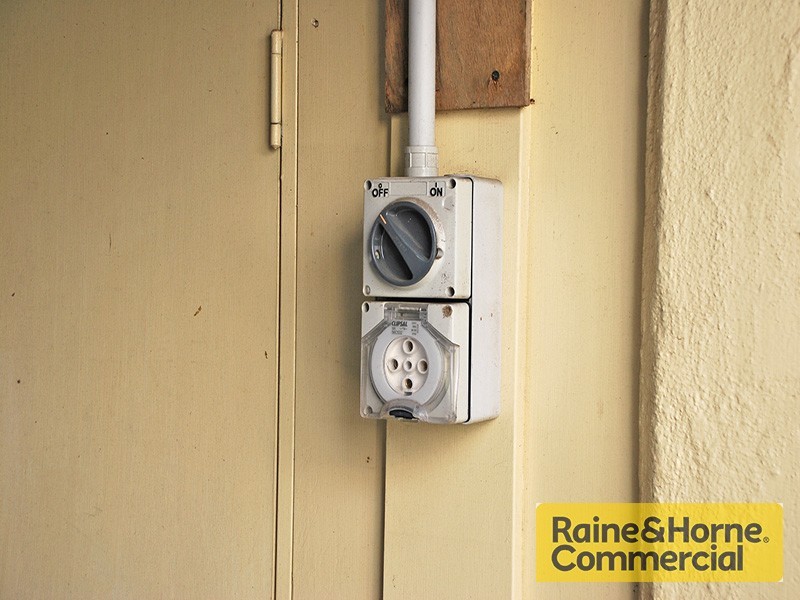 Part / 238 Eagle Farm Road, Pinkenba QLD 4008