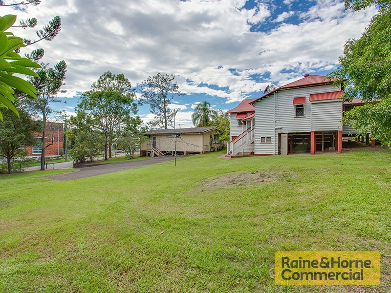 334 Enoggera Road, Newmarket QLD 4051