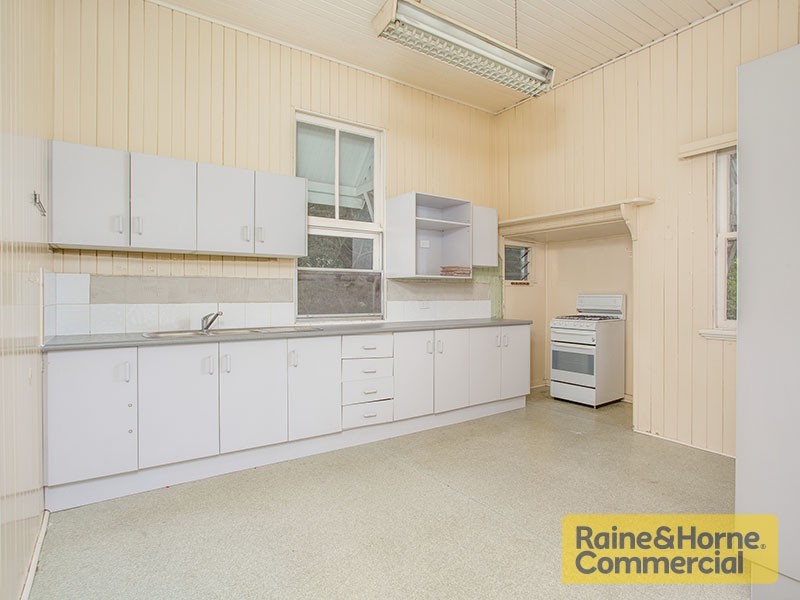 334 Enoggera Road, Newmarket QLD 4051