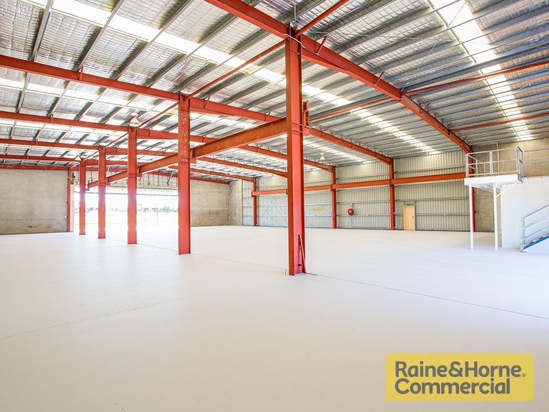 2/31-37 Lear Jet Drive, Caboolture QLD 4510