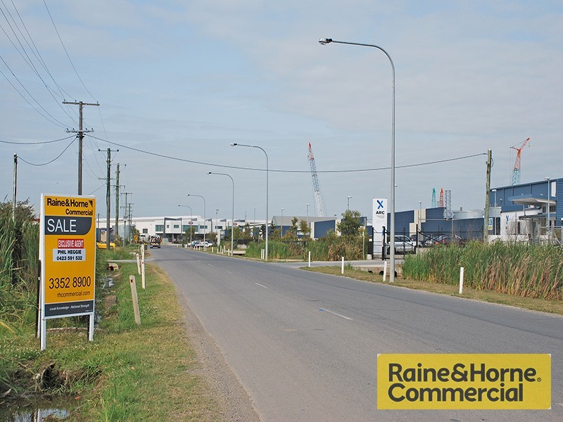 37 MBR and 26 Sandmere Rd, Pinkenba QLD 4008