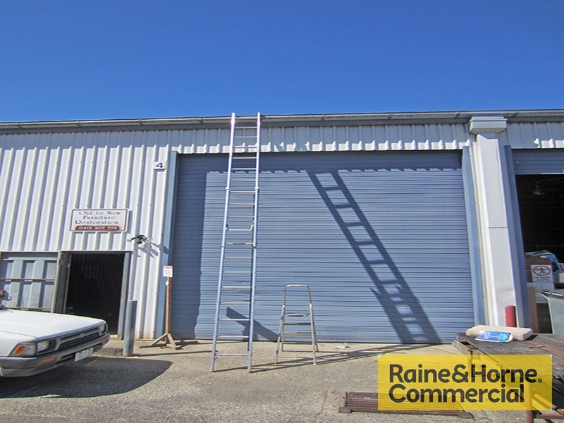 Arana Hills QLD 4054