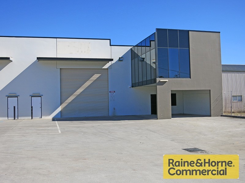 2/8-10 Skyreach Street, Caboolture QLD 4510